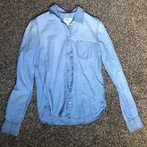 American Eagle button down denim shirt
